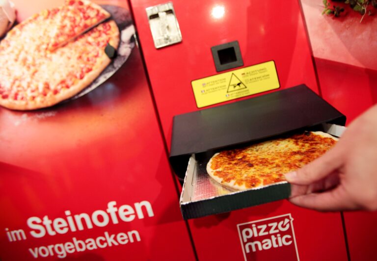 Pizza Vending Machine: Exploring Automated Pizza Options