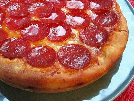 Pizza Hut Personal Pan Pizza: Enjoying Individual-Sized Pizzas