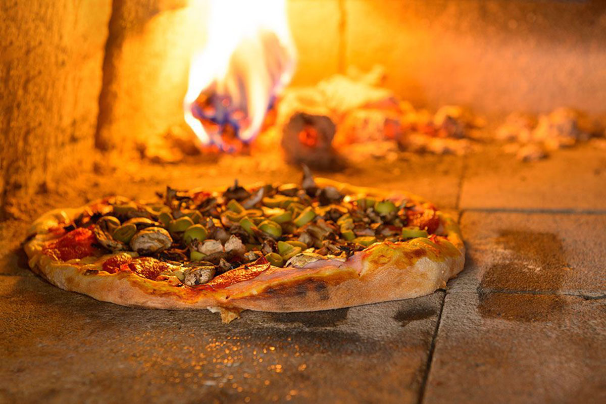 Brick Oven Pizza: Embracing Traditional Pizza Perfection