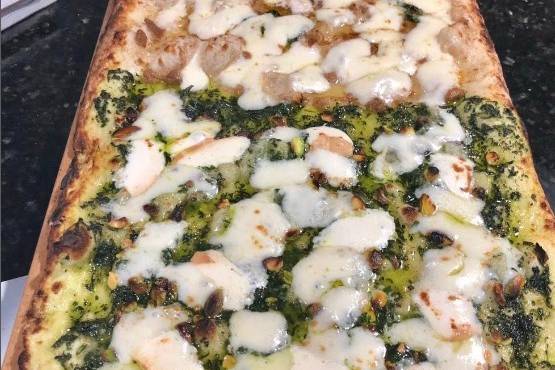 That's Amore Pizza: Where Love and Flavor Combine