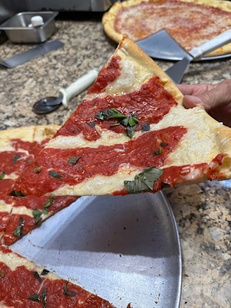 San Remo Pizzeria: Italian Tradition, Every Slice Authentic