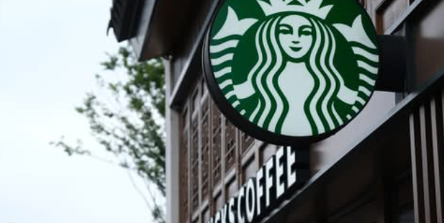 Starbucks to Cut 900 Jobs and Close Underperforming Stores in U.S. and Canada