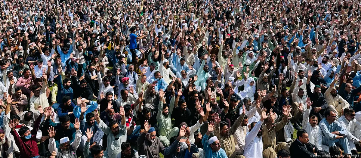 Violent Protests in Pakistan-Administered Kashmir Leave 8 Dead, Spark Calls for Resolution