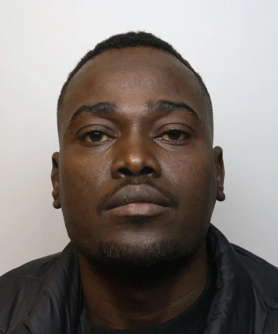 Sudanese Migrant Attempts Kidnapping in Swindon, Foiled by Quick-Thinking Bus Passengers