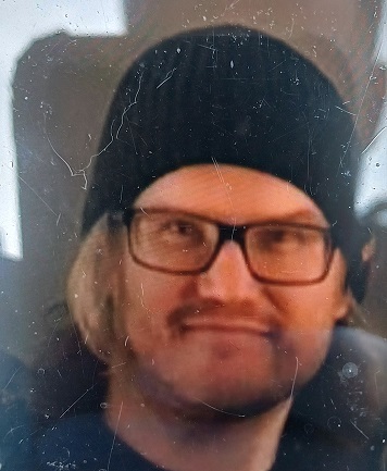 Missing Person Alert: 39-Year-Old Philip Lewis Missing from Bootle Area